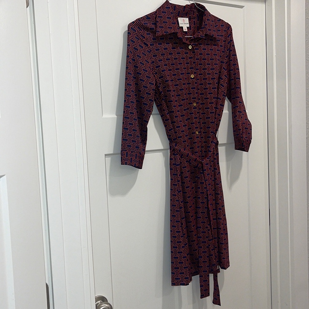 Julie Brown, size Large, color red and blue geometric pattern